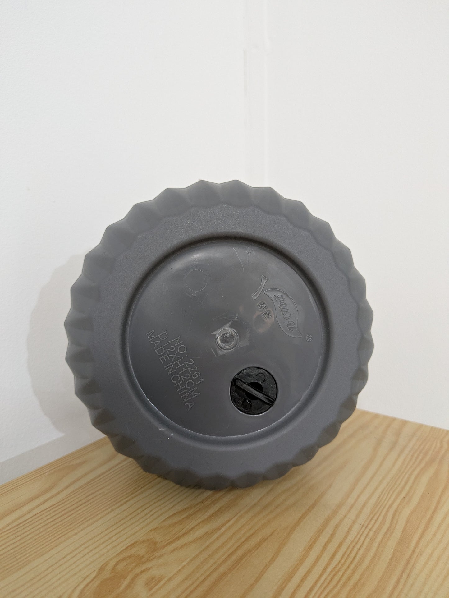 Groove Indoor Planter