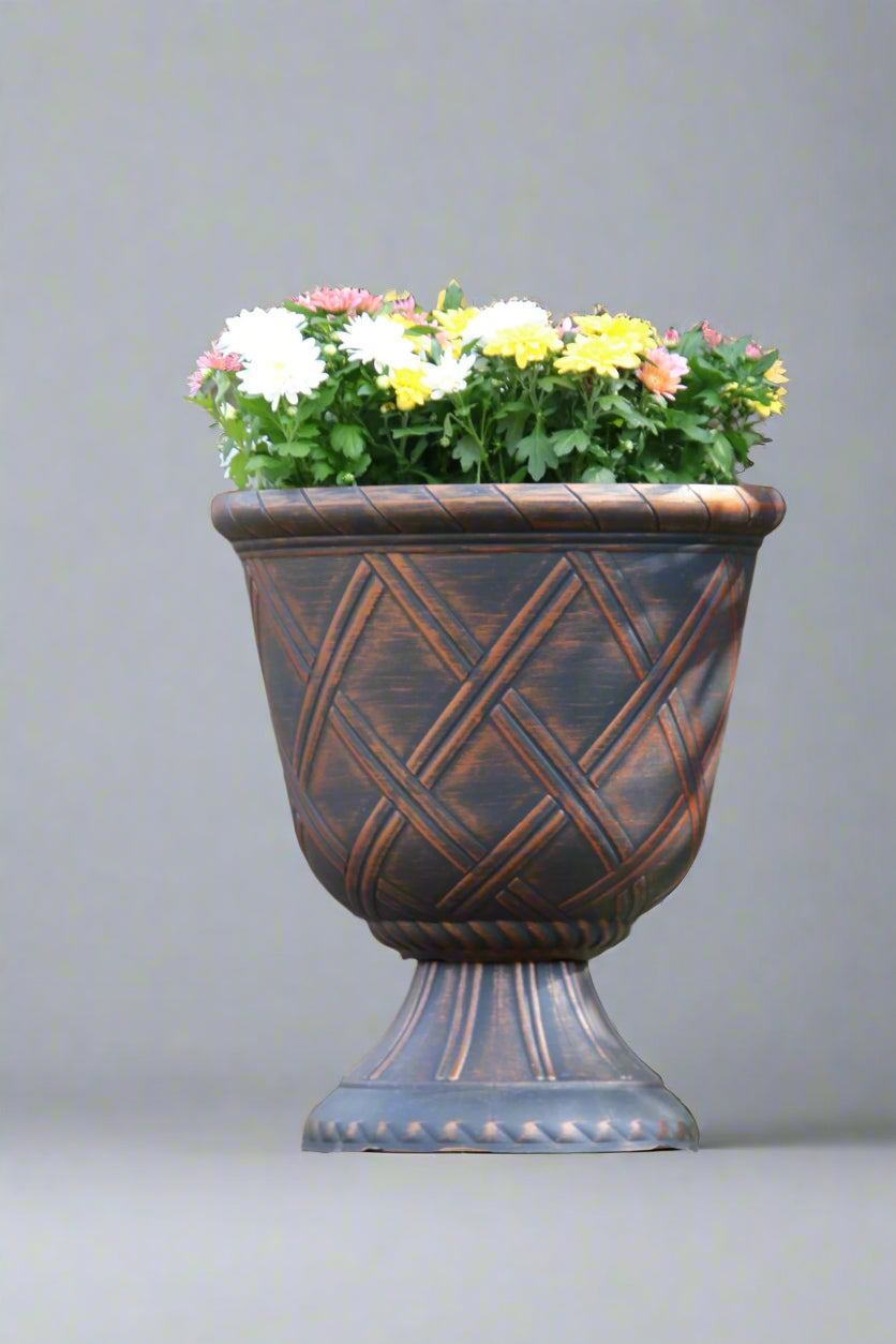 Lattice Urn