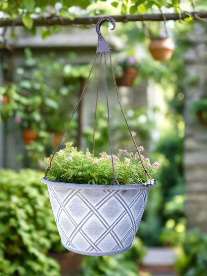 Bell Lattice Hanging Basket