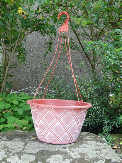 Bell Lattice Hanging Basket